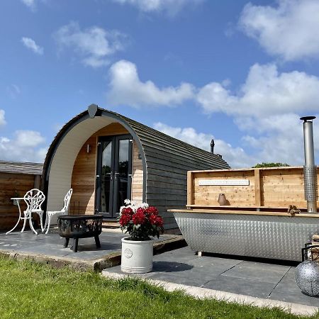 מלון Rhuddlan Abbey Farm Luxury Glamping מראה חיצוני תמונה