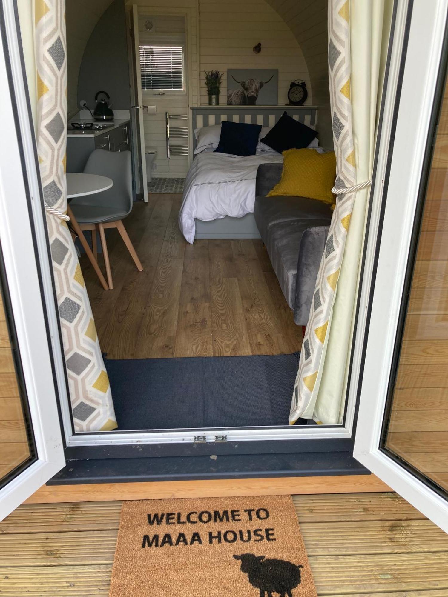 מלון Rhuddlan Abbey Farm Luxury Glamping מראה חיצוני תמונה